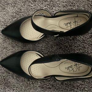 Lifestride Soft system heals ankle strap